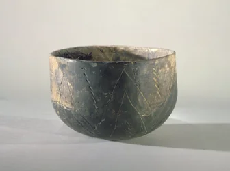 Vaso con decorazione a nastro, Neolitico danubiano